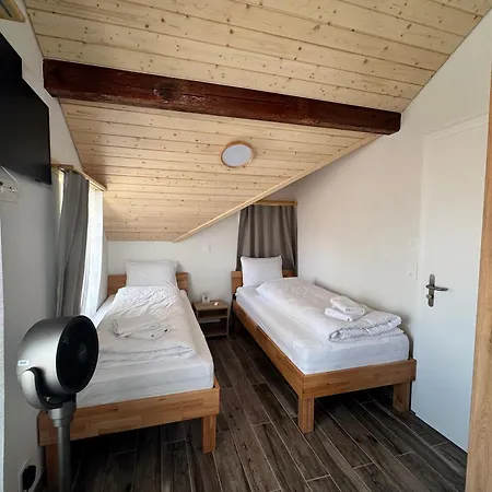 Hotel Kreuz 3*