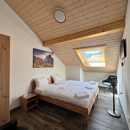 Hotel Kreuz 3*