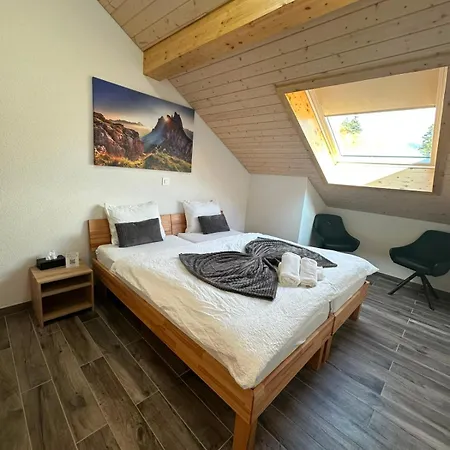 Kreuz 3*
